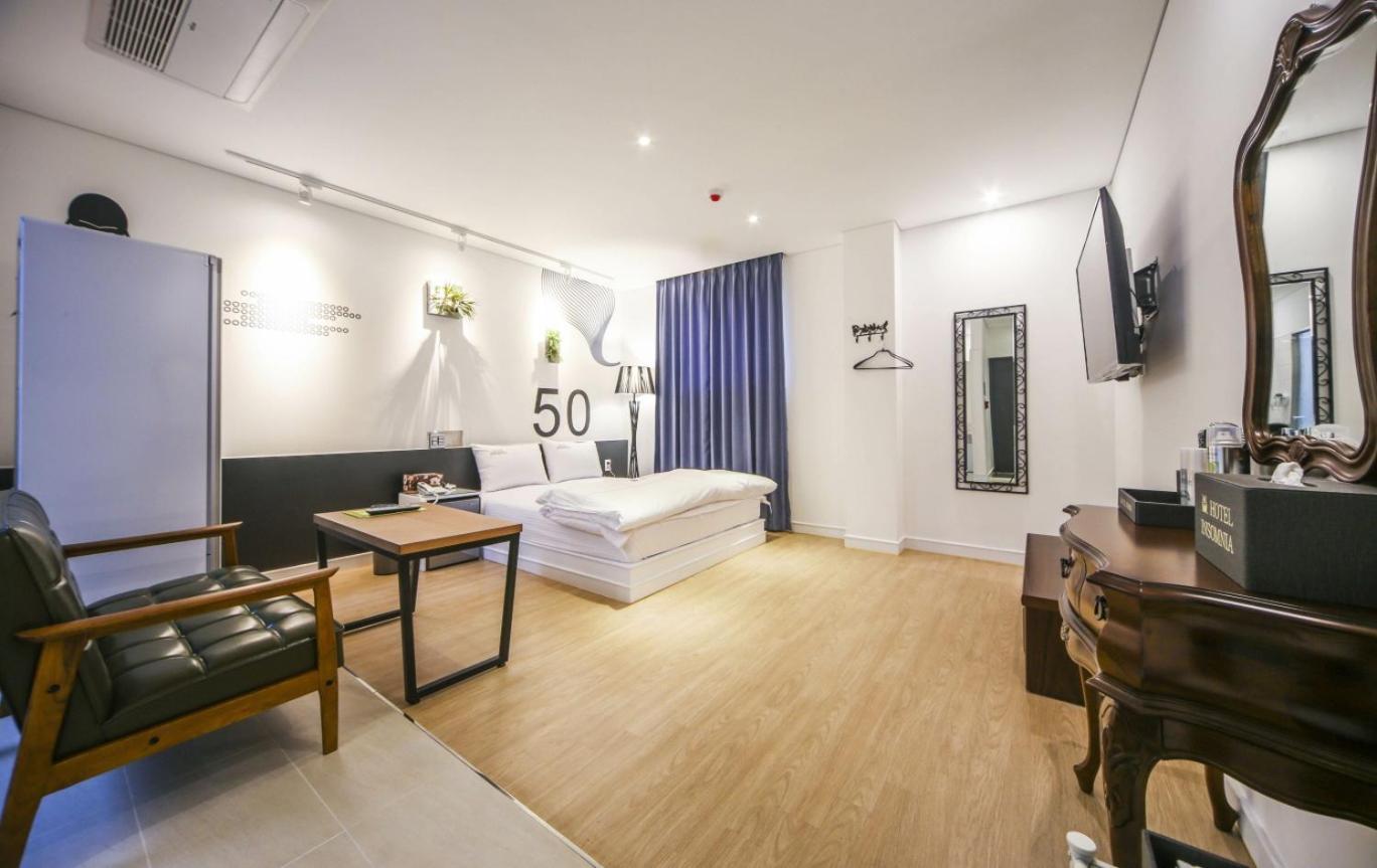Hotel Insomnia Daegu Bagian luar foto